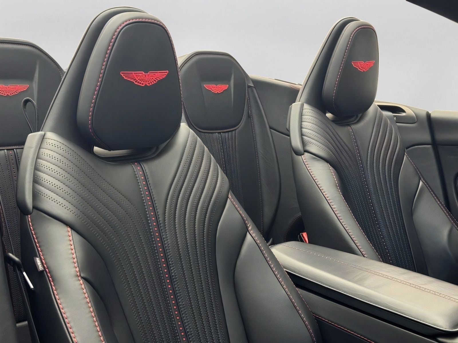 2023 Aston Martin DB11 Volante