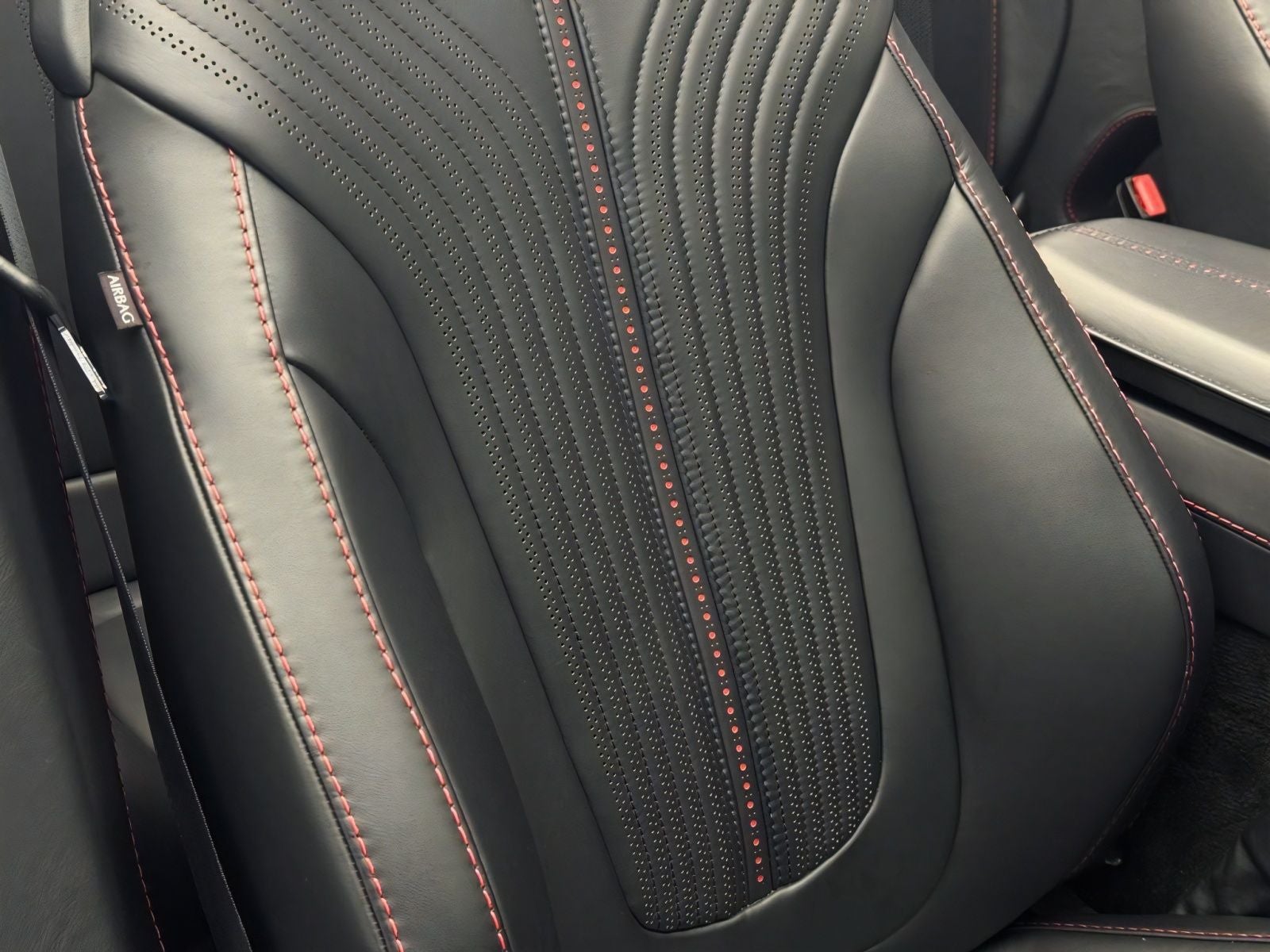 2023 Aston Martin DB11 Volante