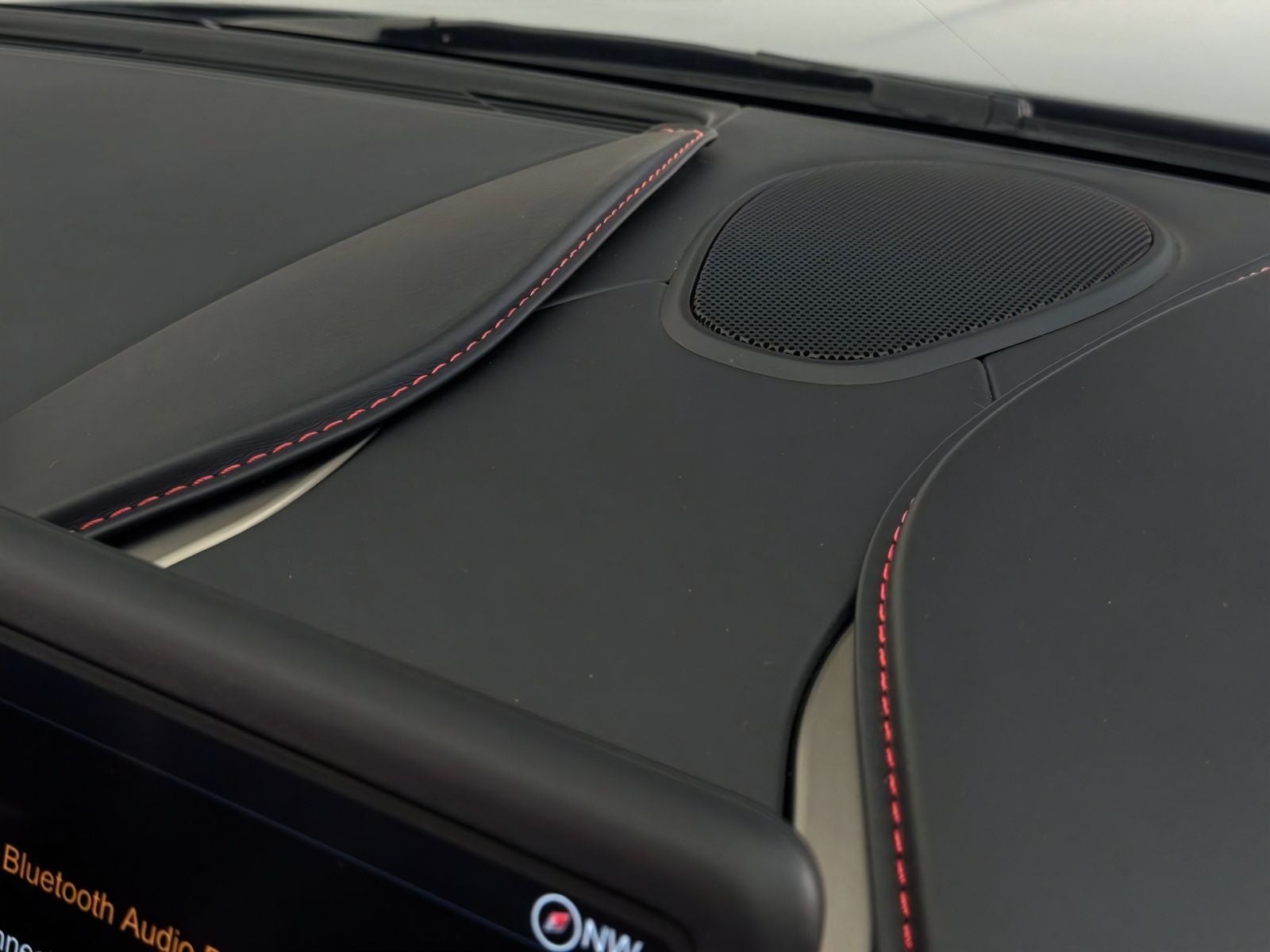 2023 Aston Martin DB11 Volante