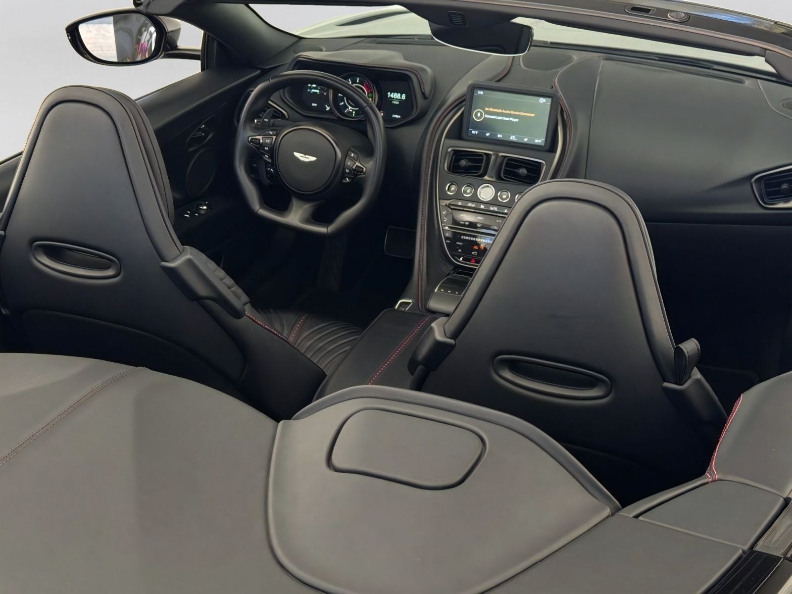 2023 Aston Martin DB11 Volante