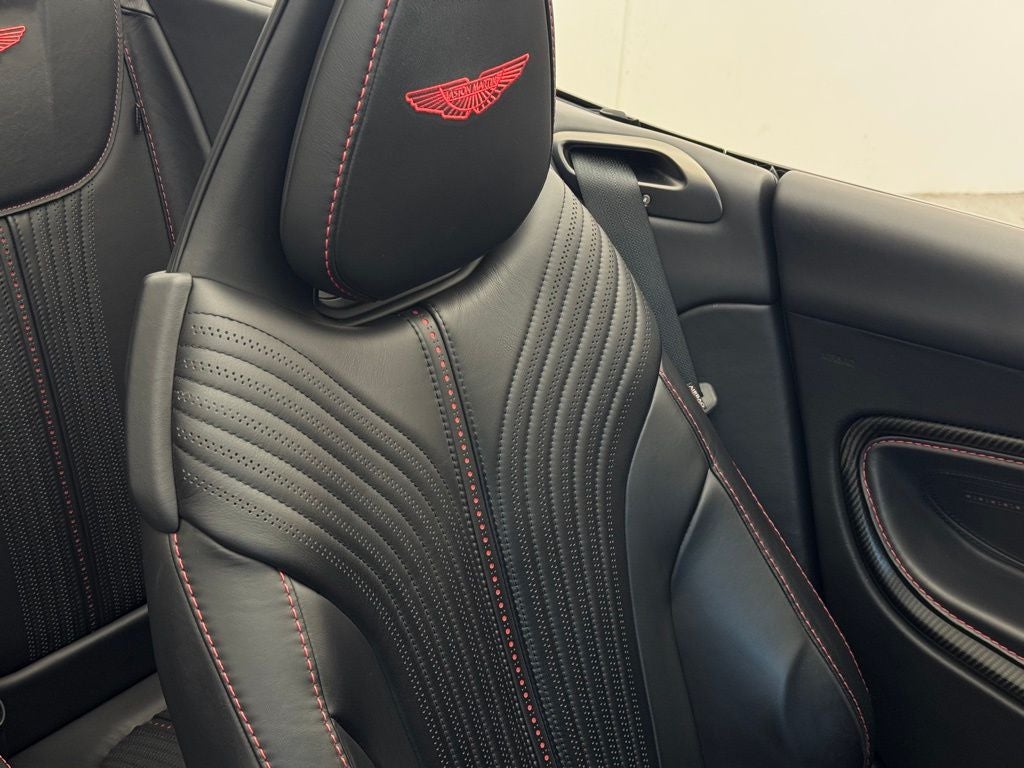2023 Aston Martin DB11 Volante