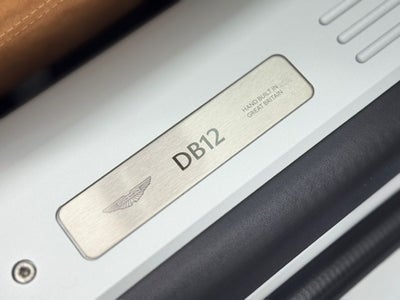 2025 Aston Martin DB12 Volante Volante