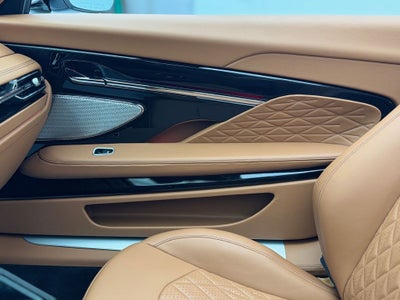 2025 Aston Martin DB12 Volante Volante