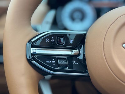 2025 Aston Martin DB12 Volante Volante