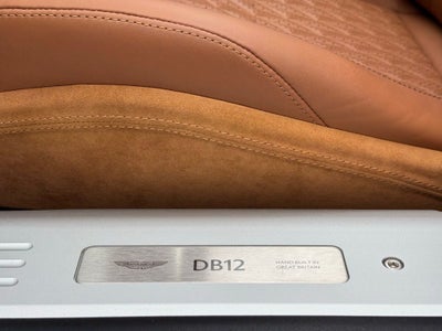 2025 Aston Martin DB12 Volante Volante