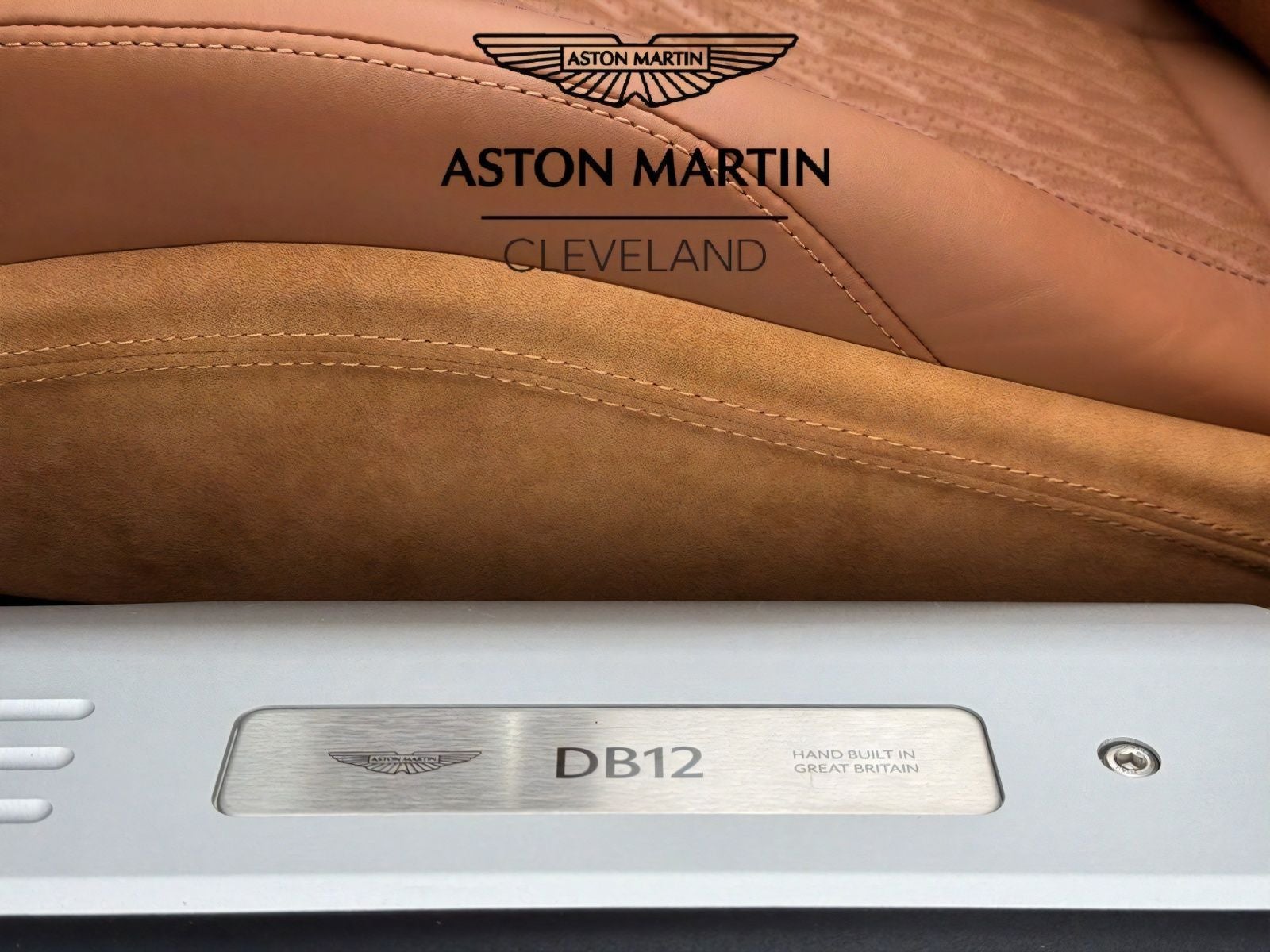 2025 Aston Martin DB12 Volante Volante