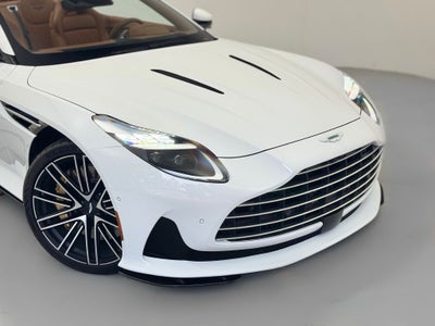 2025 Aston Martin DB12 Volante Volante