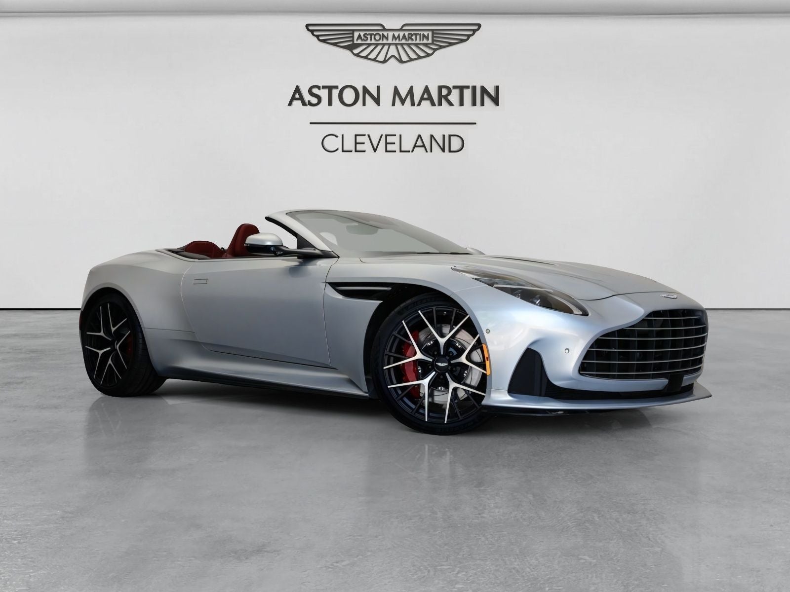 2025 Aston Martin DB12 Volante
