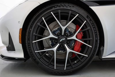 2025 Aston Martin DB12 Volante