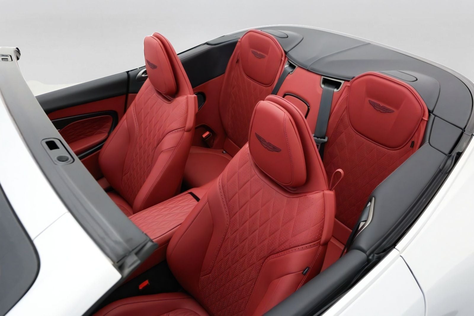 2025 Aston Martin DB12 Volante