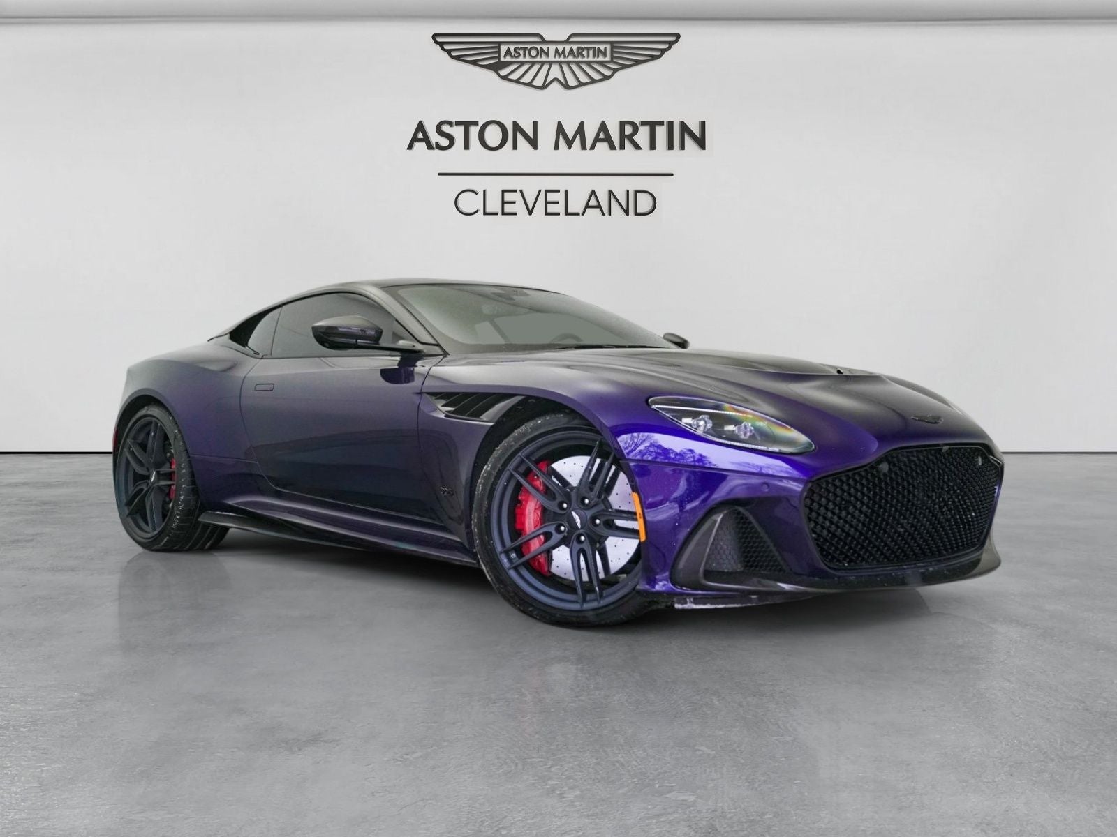 2023 Aston Martin DBS Ultimate 770