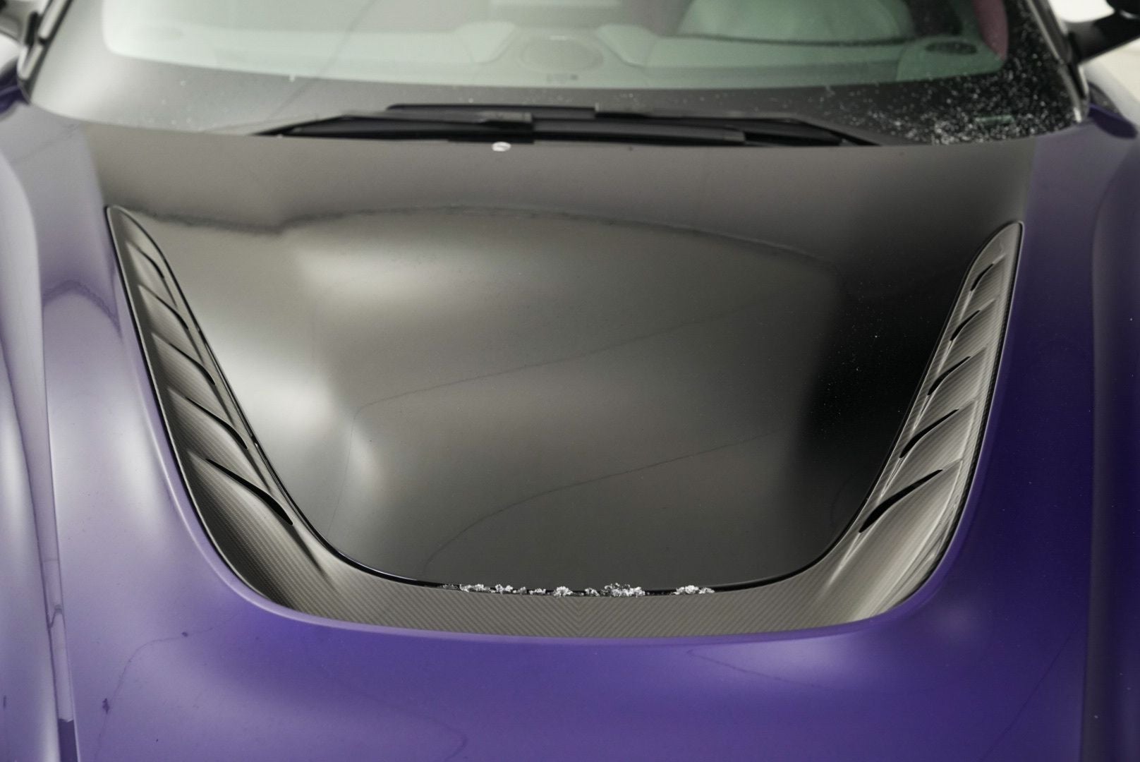 2023 Aston Martin DBS Ultimate 770