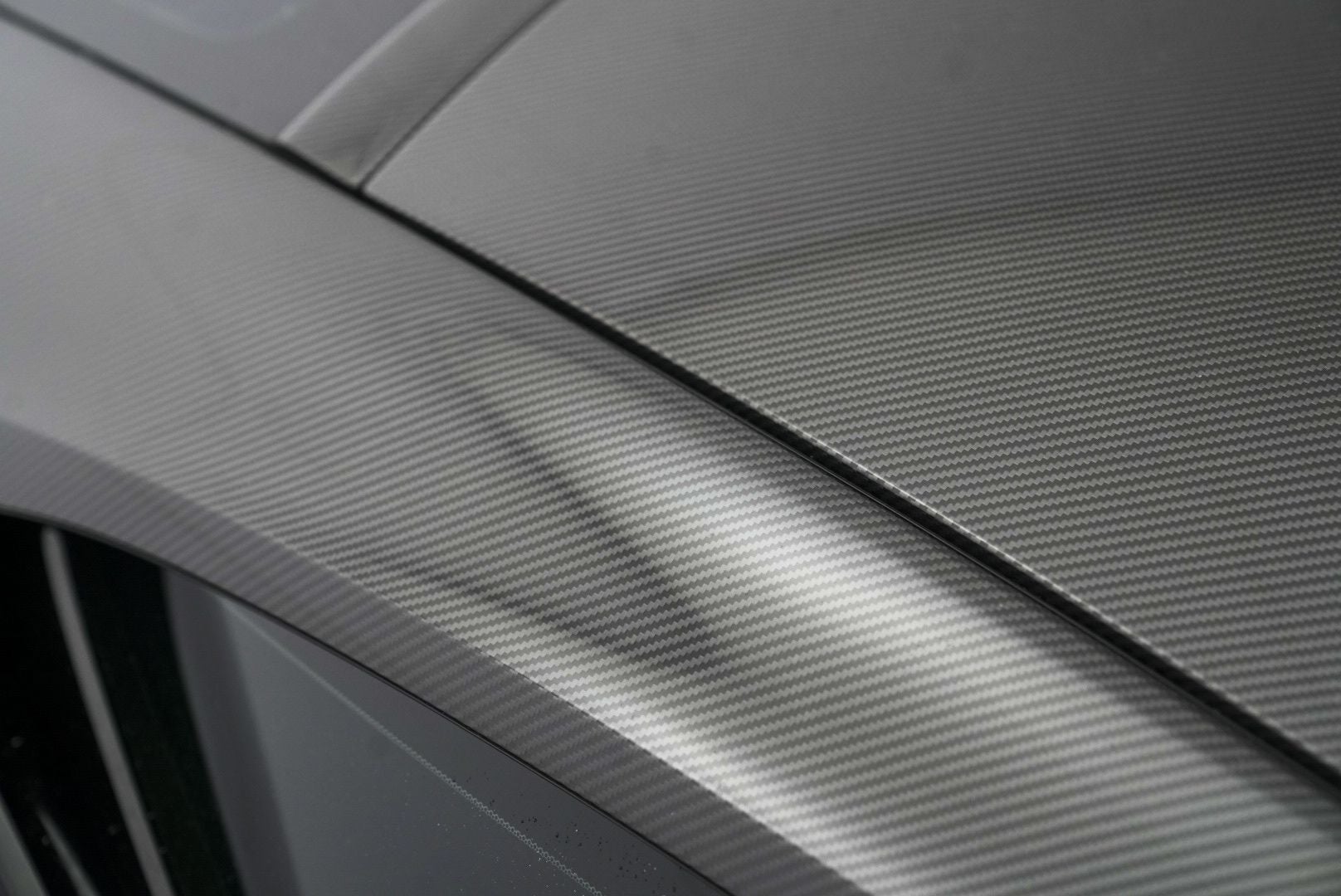 2023 Aston Martin DBS Ultimate 770