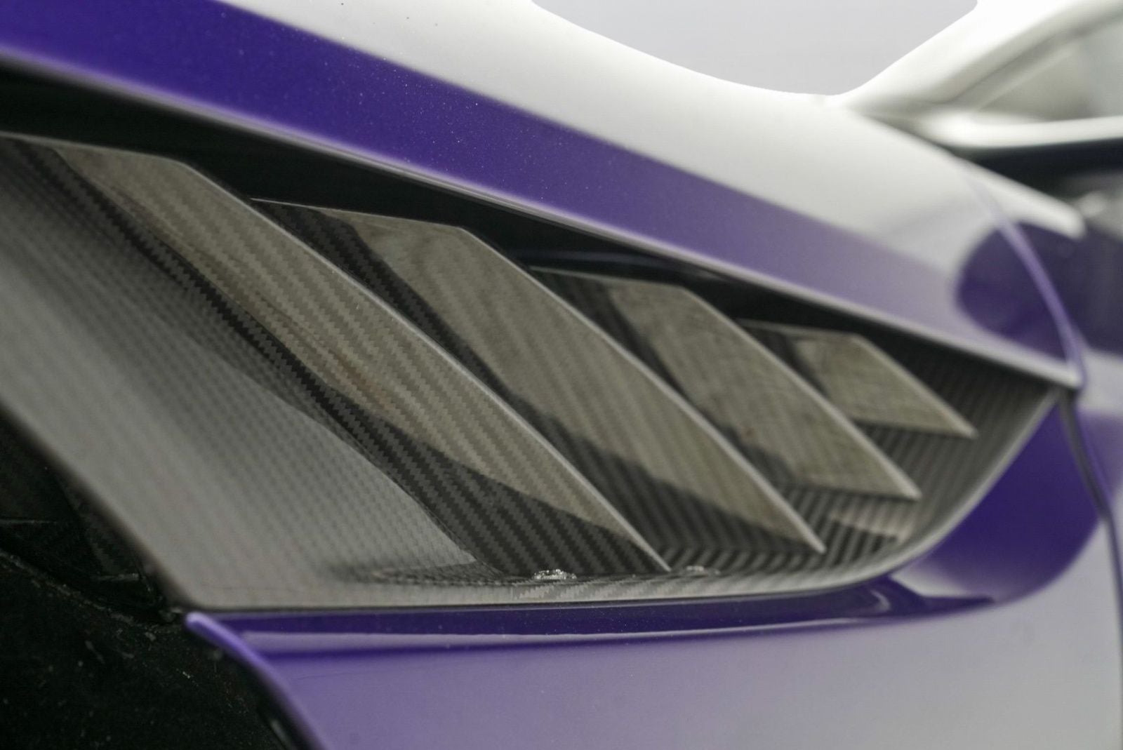 2023 Aston Martin DBS Ultimate 770