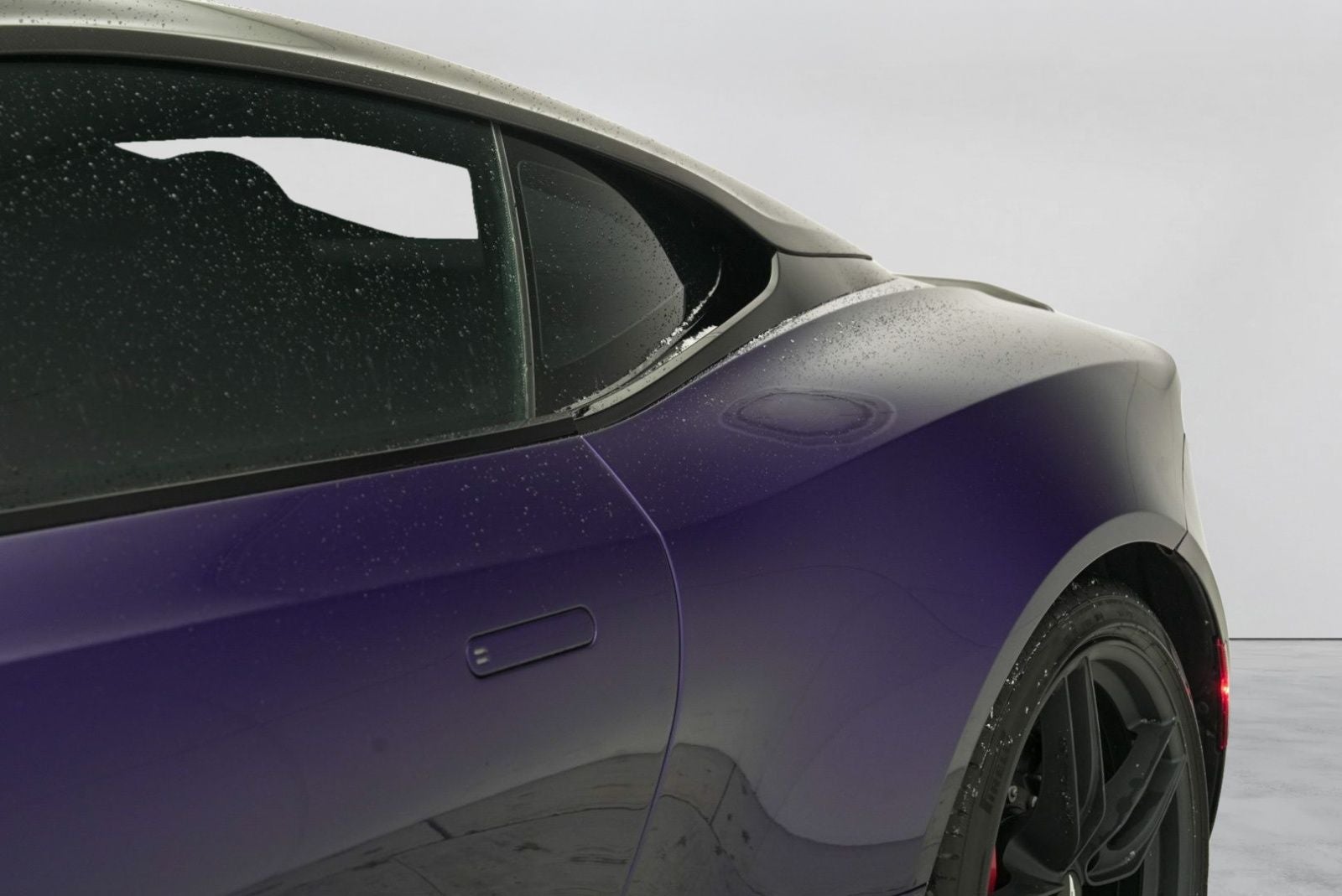 2023 Aston Martin DBS Ultimate 770