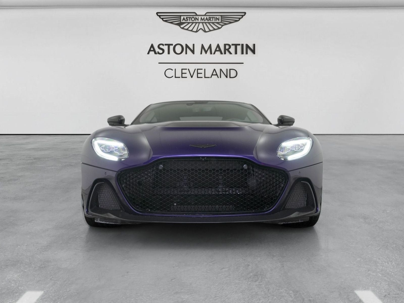 2023 Aston Martin DBS Ultimate 770