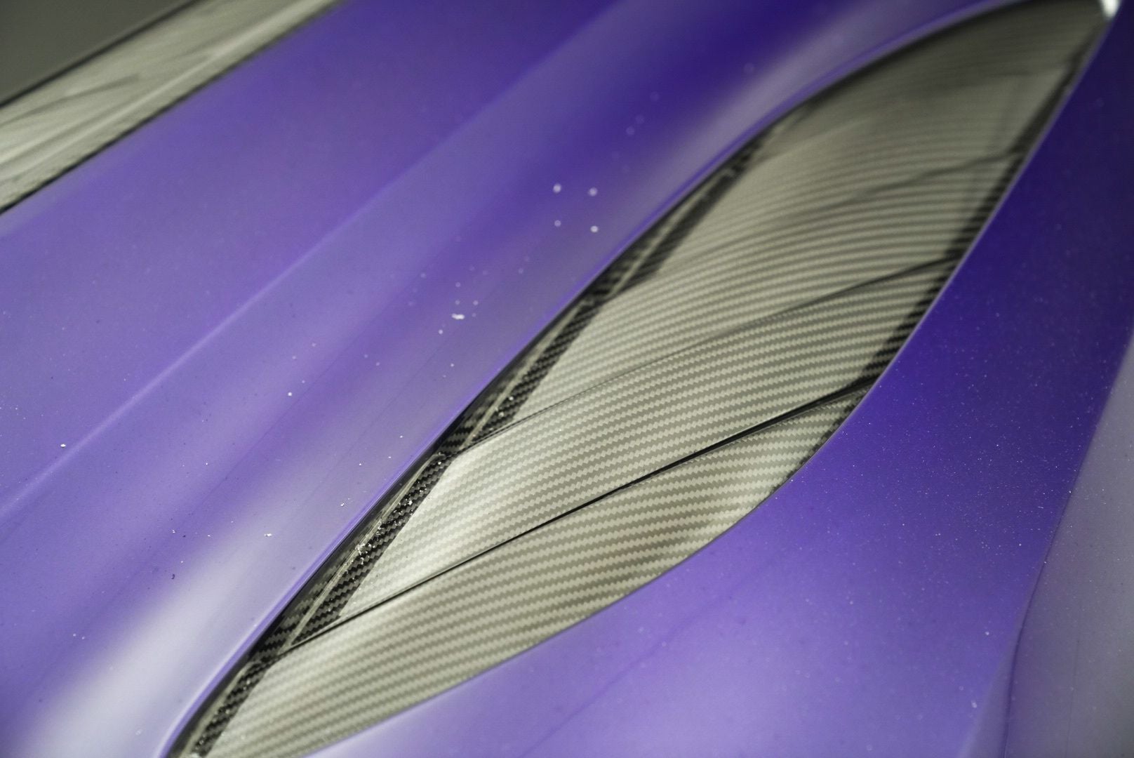 2023 Aston Martin DBS Ultimate 770