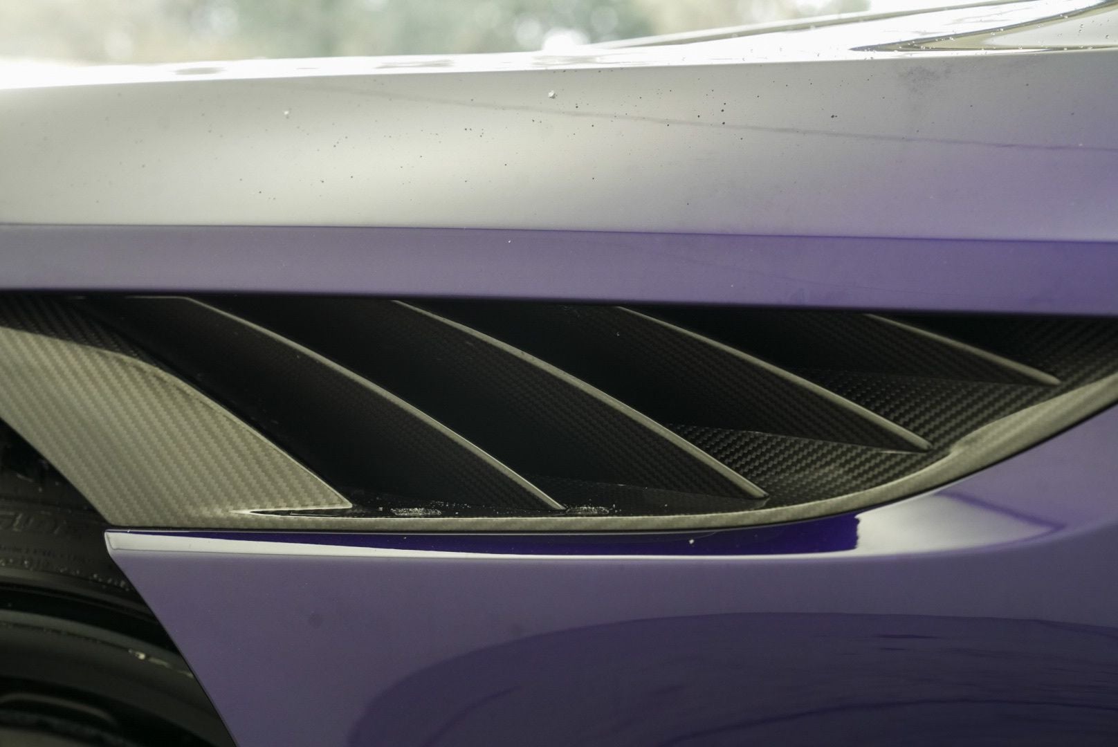 2023 Aston Martin DBS Ultimate 770