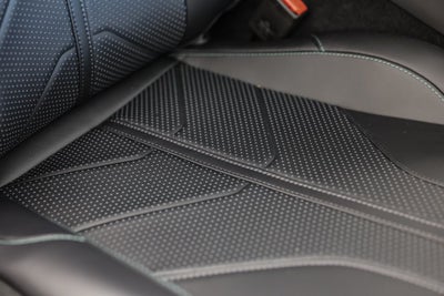 2025 Aston Martin Vantage Base