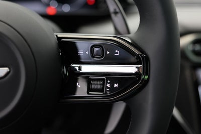 2025 Aston Martin Vantage Base