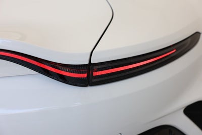 2025 Aston Martin Vantage Base