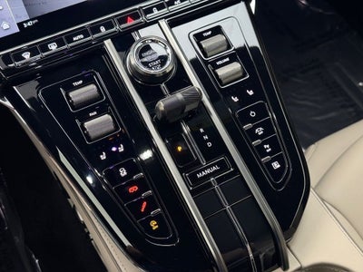 2025 Aston Martin Vantage Base