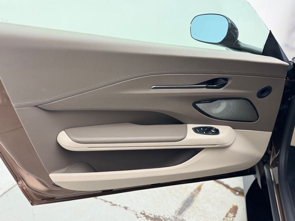 2025 Aston Martin Vantage Base