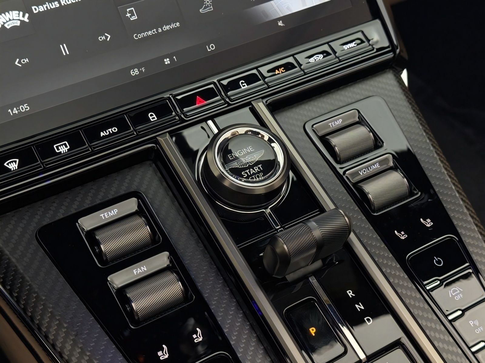 2026 Aston Martin Vantage Roadster