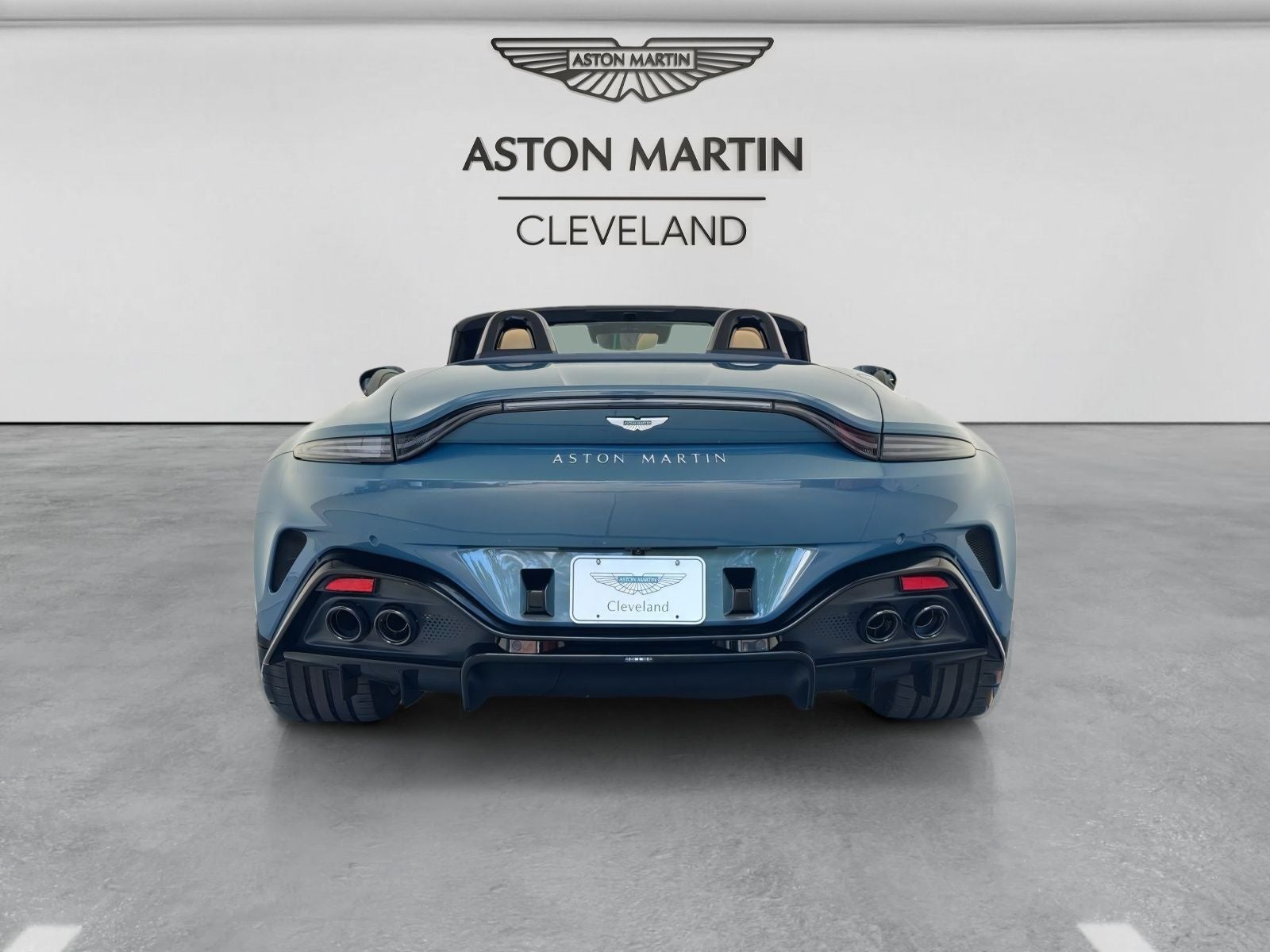 2026 Aston Martin Vantage Roadster