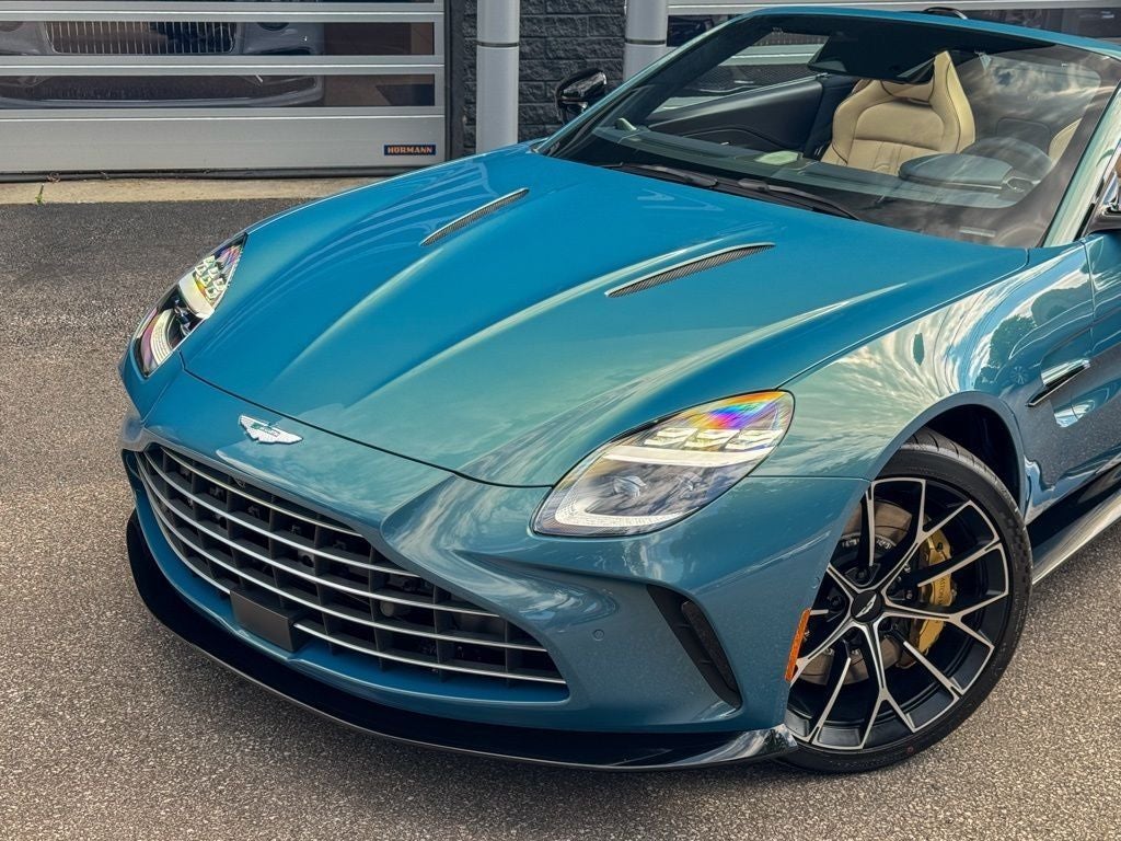 2026 Aston Martin Vantage Roadster