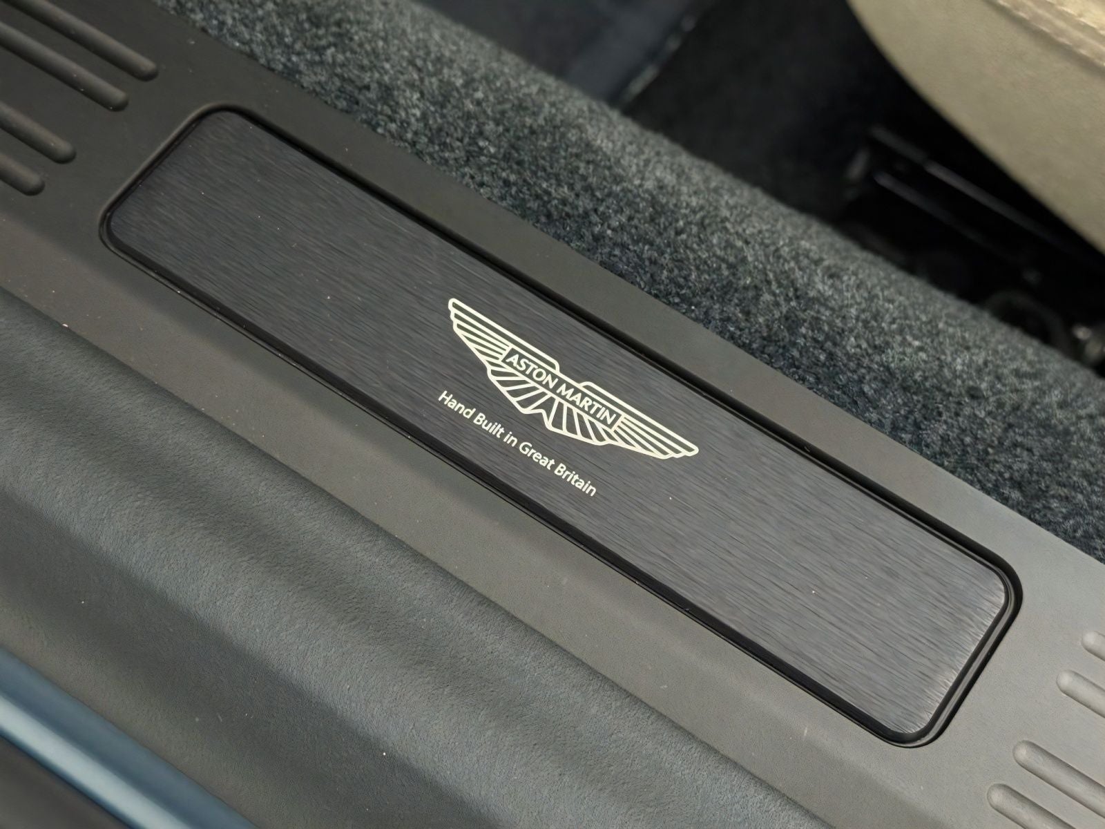 2026 Aston Martin Vantage Roadster
