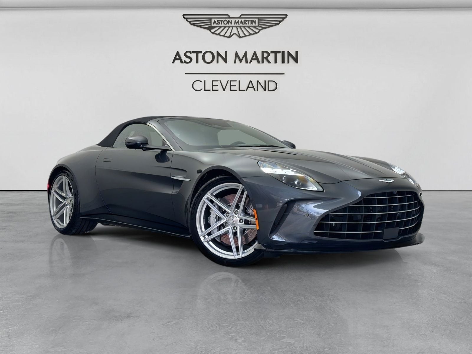 2026 Aston Martin Vantage Roadster