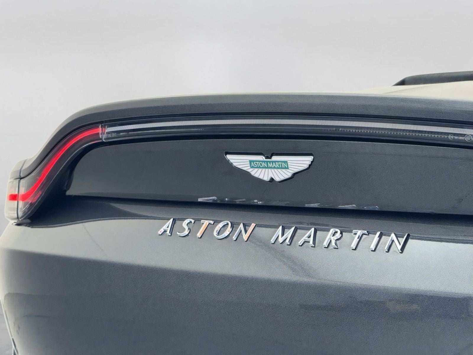 2026 Aston Martin Vantage Roadster