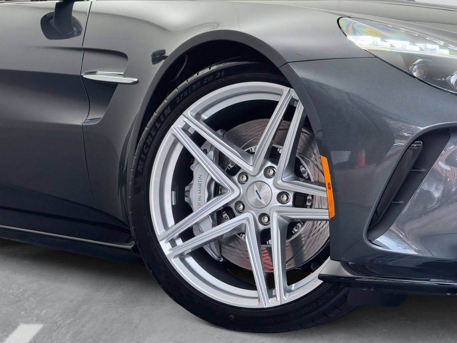 2026 Aston Martin Vantage Roadster