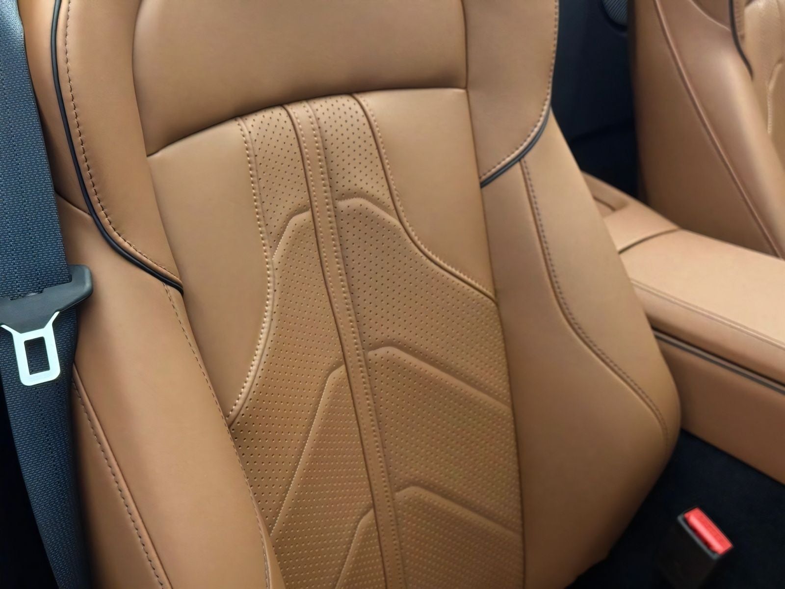 2026 Aston Martin Vantage Roadster
