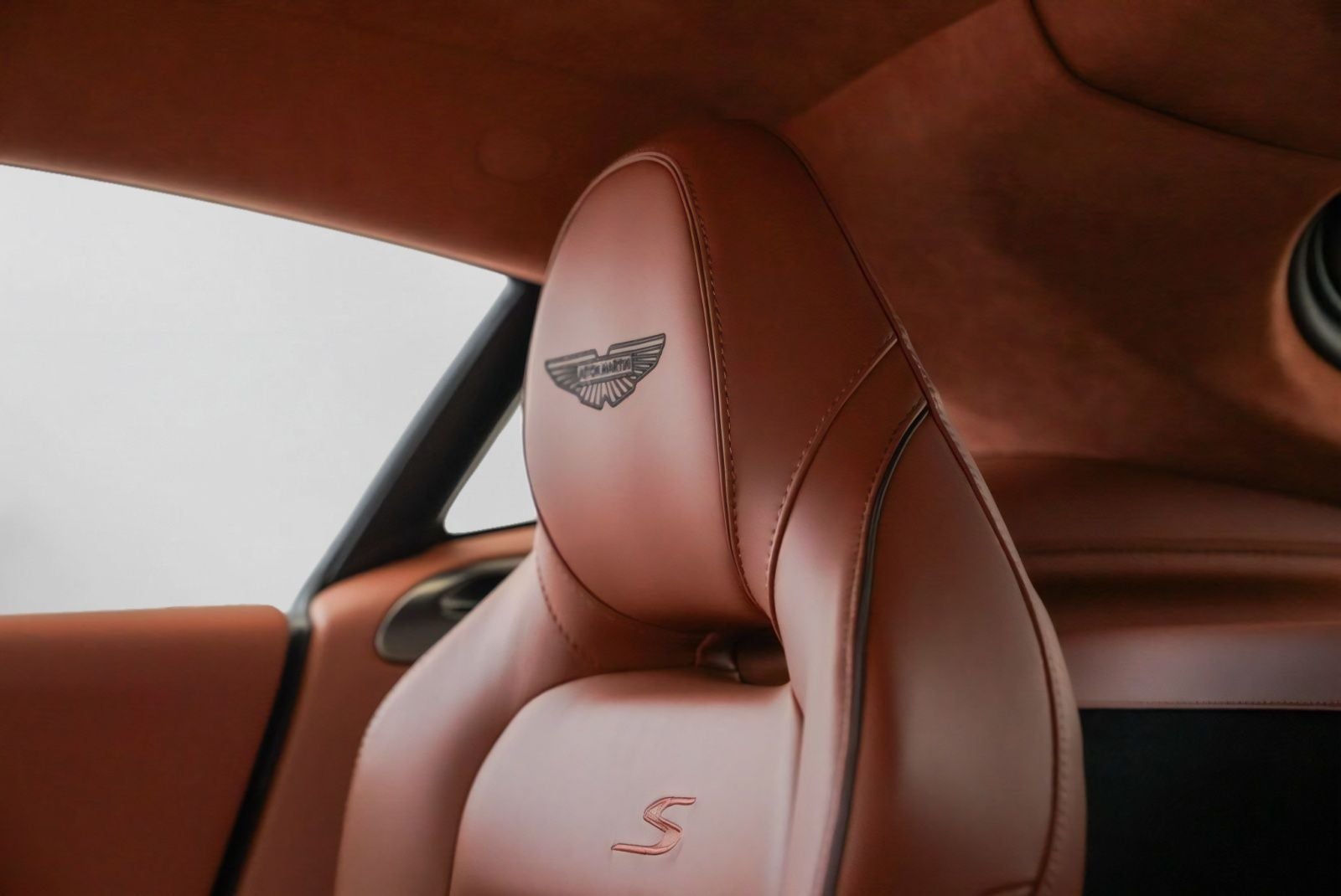 2026 Aston Martin Vantage S