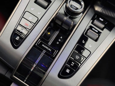 2025 Aston Martin Vanquish Base