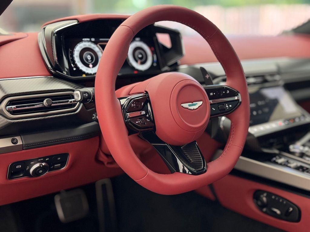 2025 Aston Martin Vanquish Base