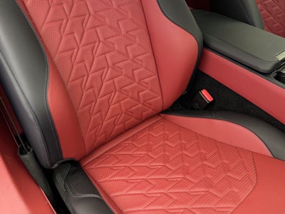 2025 Aston Martin Vanquish Base