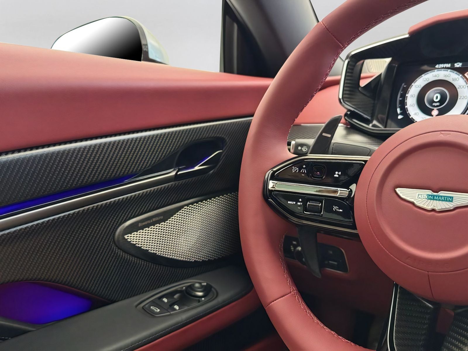 2025 Aston Martin Vanquish Base