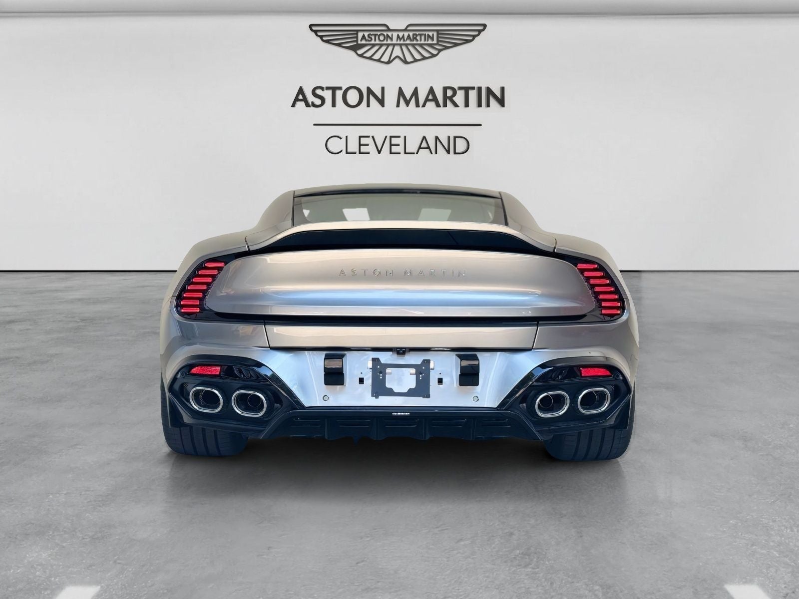 2025 Aston Martin Vanquish Base
