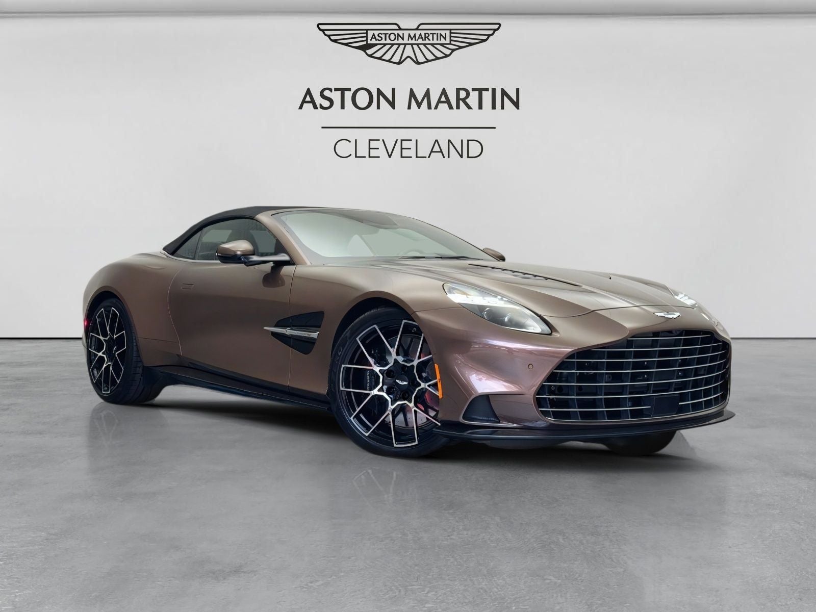 2026 Aston Martin Vanquish Volante