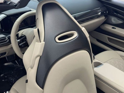 2026 Aston Martin Vanquish Volante