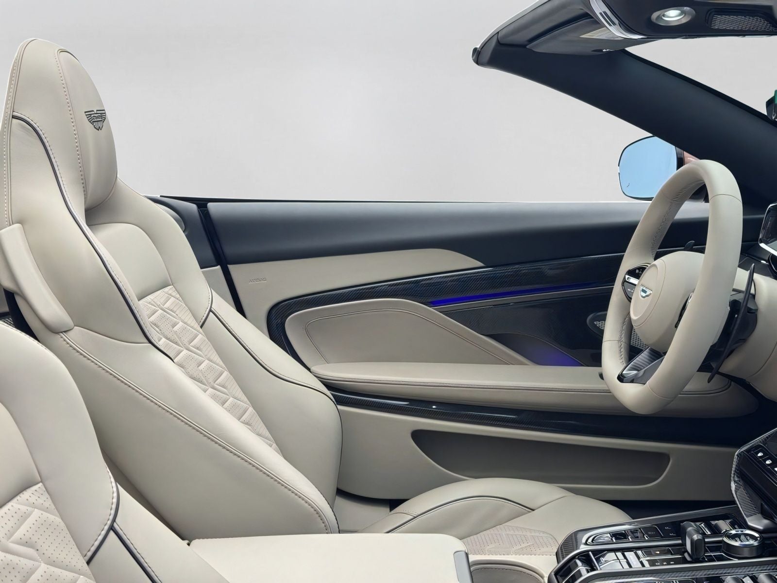 2026 Aston Martin Vanquish Volante
