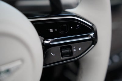 2026 Aston Martin Vanquish Volante