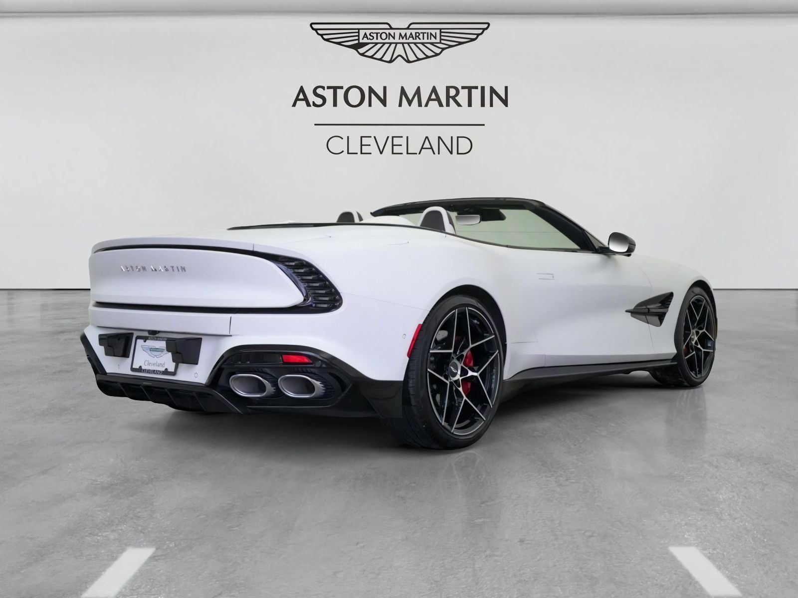 2026 Aston Martin Vanquish Volante
