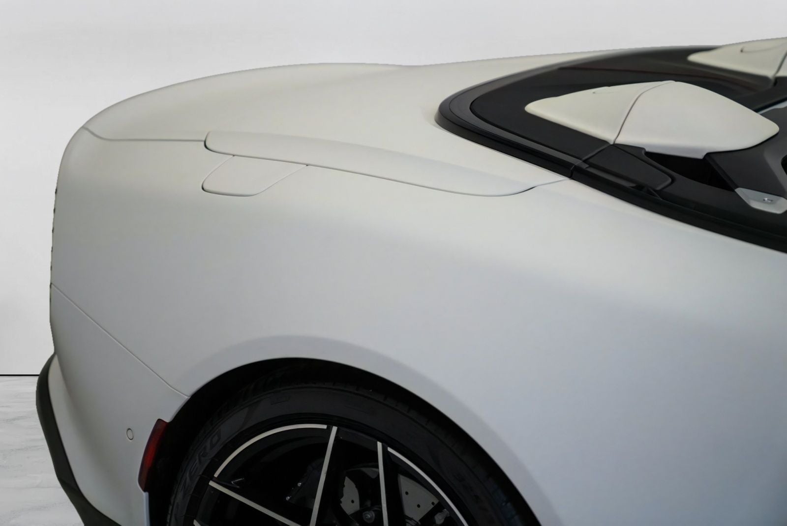 2026 Aston Martin Vanquish Volante