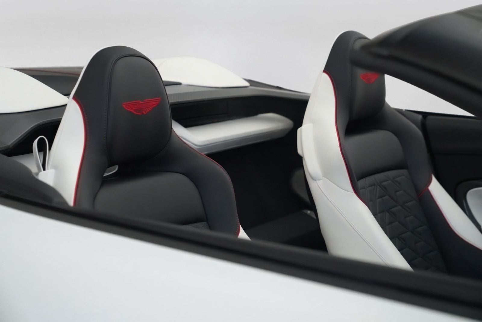 2026 Aston Martin Vanquish Volante