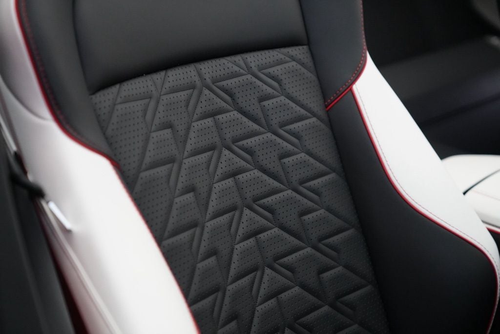 2026 Aston Martin Vanquish Volante