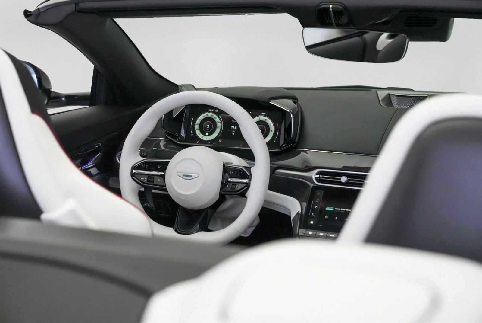 2026 Aston Martin Vanquish Volante